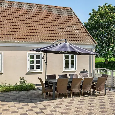 Vakantiehuis Gorgeous In With Wifi