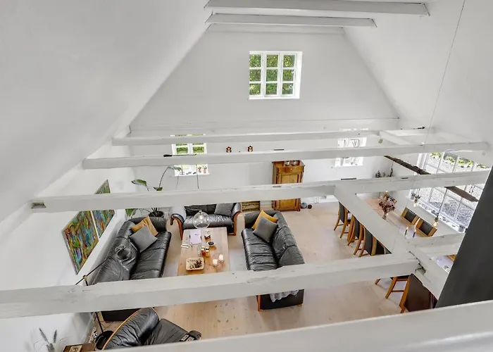 Vakantiehuis Gorgeous In With Wifi *